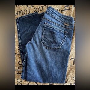 Silver Jeans Women’s Tyler Capri 28